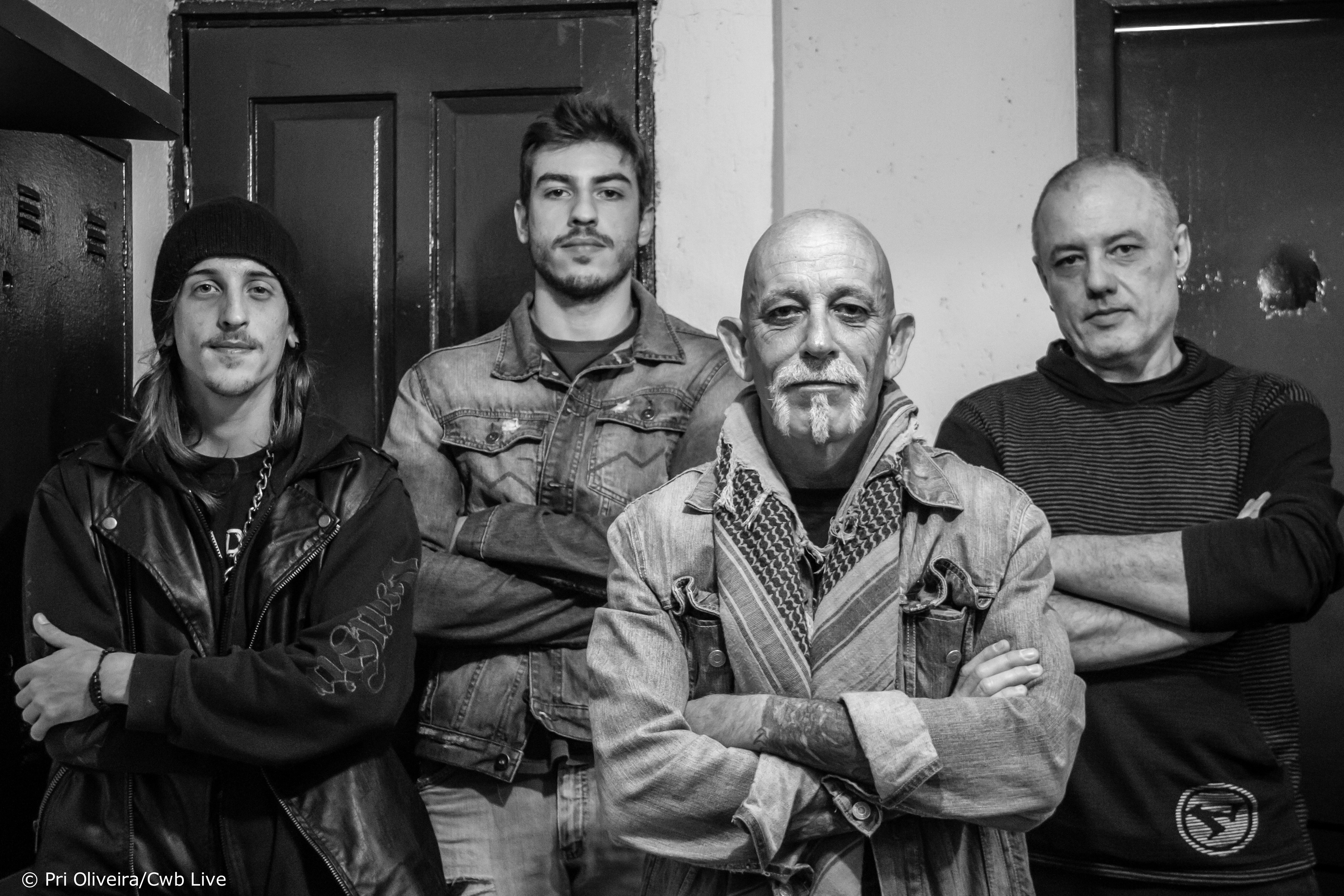 Devil Sin, da esquerda para a direita: Ian Axel Gillies, Alex Padilha, Kevan Gillies e Luiz Mende.
