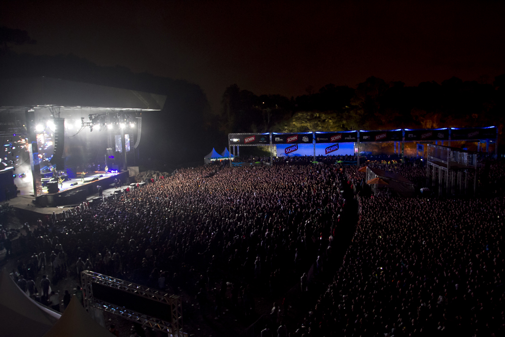 A belíssima Pedreira Paulo Leminski lotada. (Foto - Gustavo Garrett)