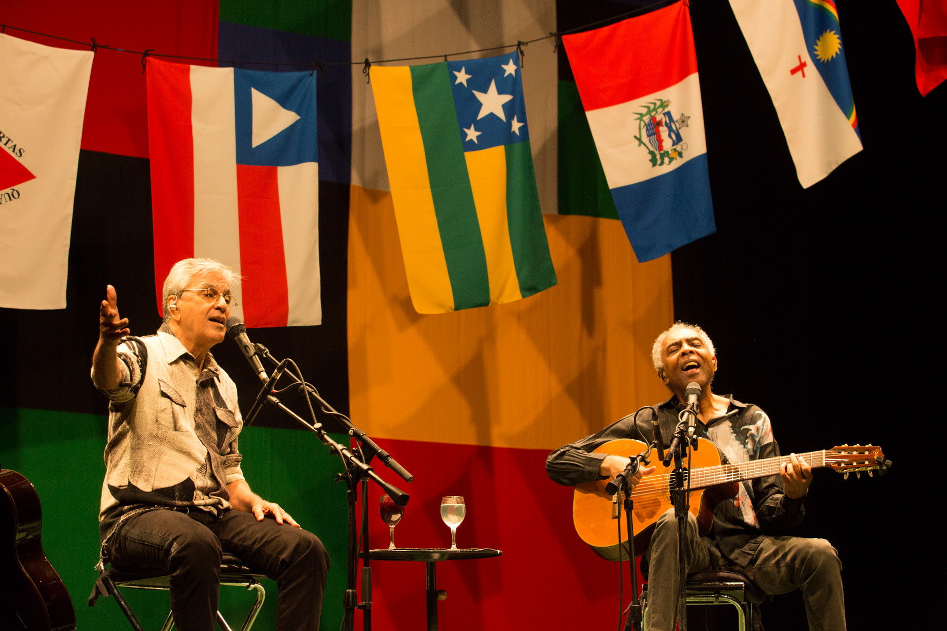Caetano e Gil, dois gênios da MPB (Foto – Marcos Hermes)