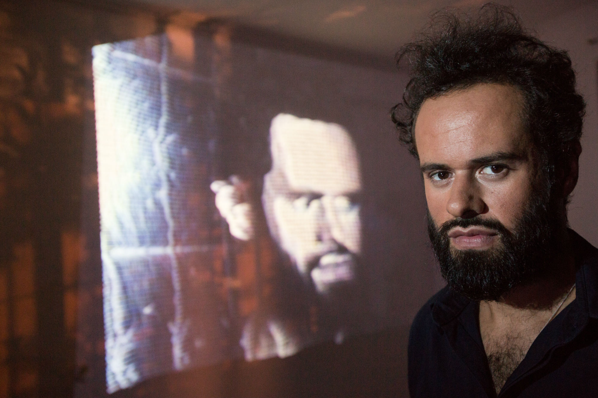 Marcelo Jeneci vem a Curitiba divulgar o álbum “De Graça”. (Foto - Marcos Hermes)