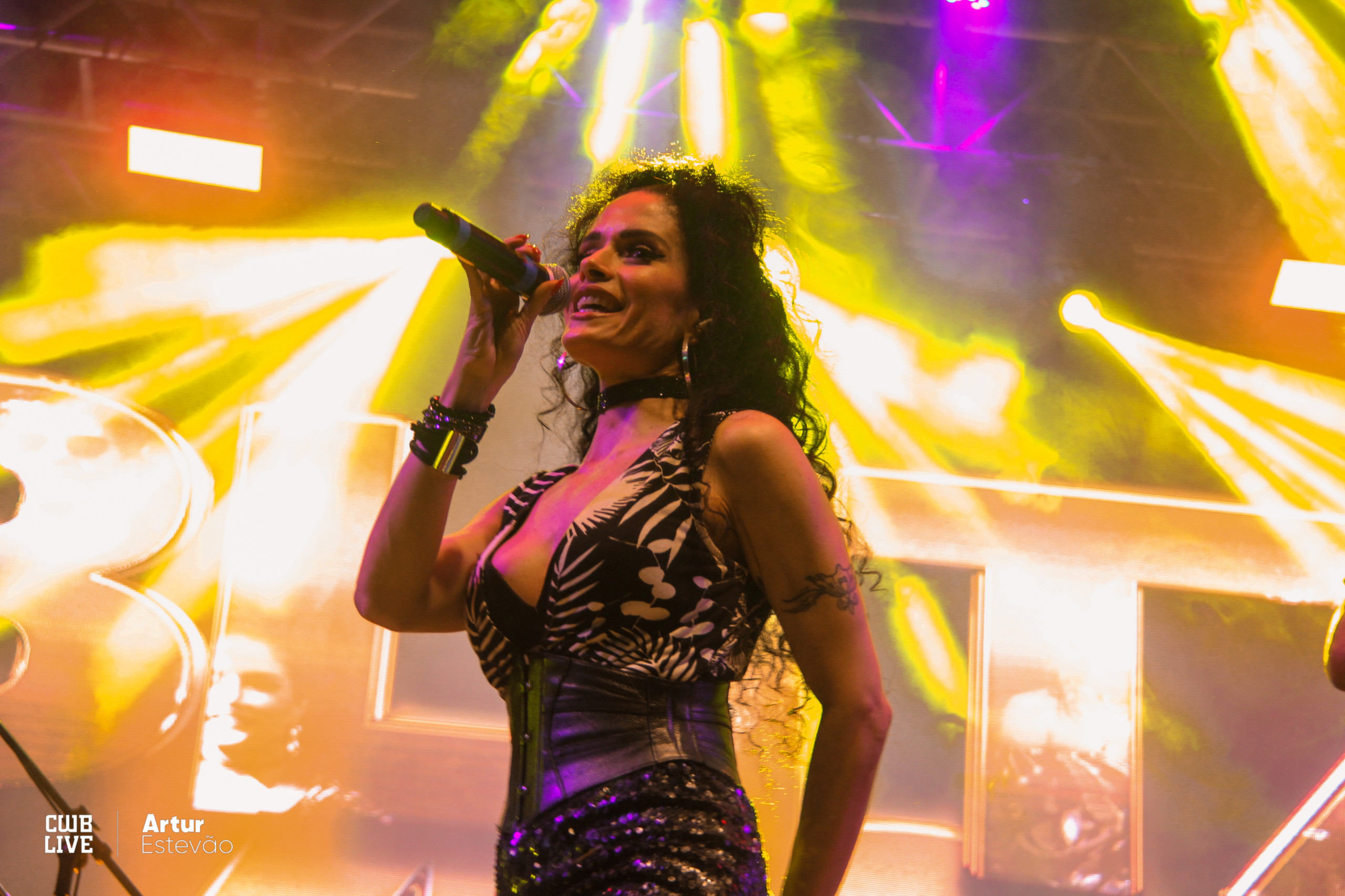 SHOW BLITZ 10